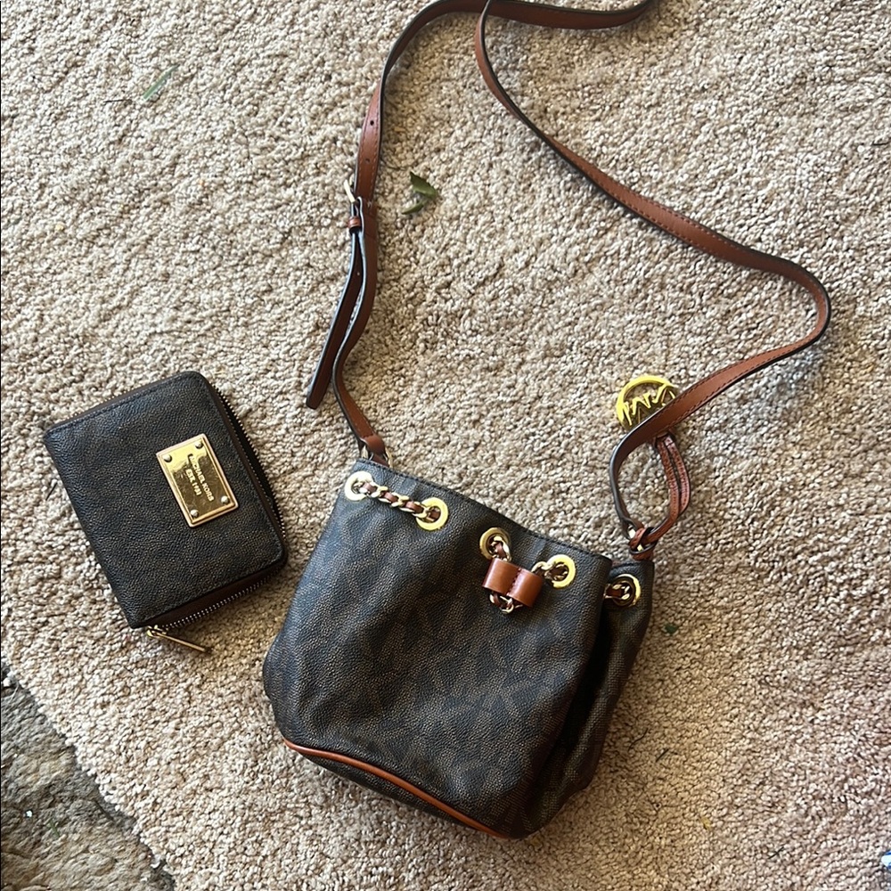 Michael Kors Brown Crossbody Bag with Gold-Tone Hardware